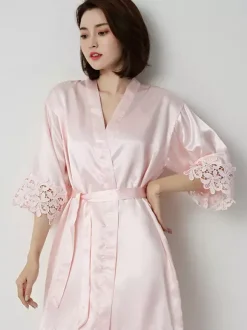 Bridal Lingerie Pajamas Sleepwear Robes Pink Crochet Negligees Nightgown