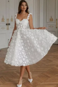 Bridal Mini Dress Short Wedding Dress Sweetheart Neck Sleeveless A-Line Tea-Length Bridal Gowns