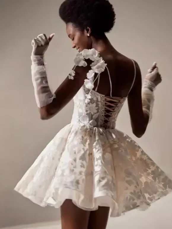 Bridal Mini Dress Short Wedding Dress Sweetheart Neck Sleeveless Short Short Bridal Gowns