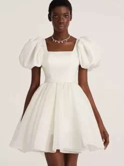 Bridal Mini Dress Short Wedding Dress Designed Neckline Short Sleeves Short Short Bridal Gowns