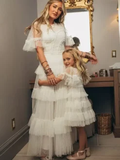 Bridal Mother Dress Designed Neckline Short Sleeves Ball Gown Tiered Wedding Guest Dresses