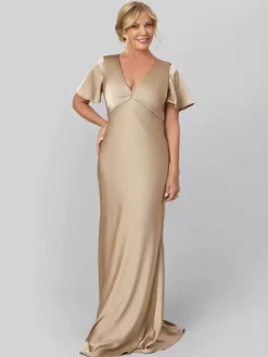 Bridal Mother Dress V-Neck Short Sleeves Ball Gown Ruffles Wedding Guest Dresses
