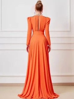 Bridal Mother Dress V-Neck Long Sleeves Ball Gown Pleated With Train Wedding Guest Dresses