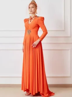 Bridal Mother Dress V-Neck Long Sleeves Ball Gown Pleated With Train Wedding Guest Dresses