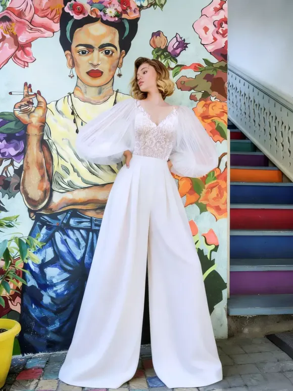 Bridal Jumpsuit Tulle Lace Floor-Length Jumpsuit V-Neck Long Sleeves Natural Waist White