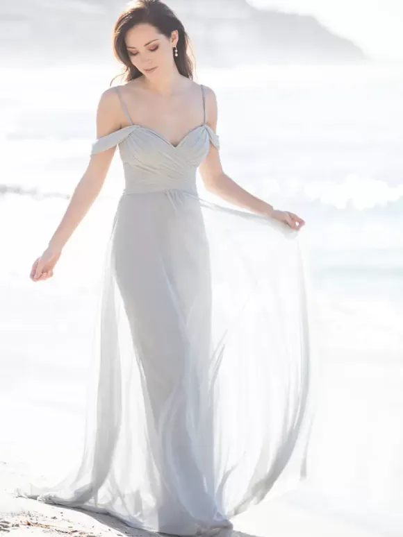 Bridesmaid Dress Sweetheart Neckline Cold Shoulder Ruched Chiffon A-Line Maxi Dresses