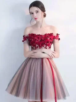 Burgundy Homecoming Dress 2026 Tulle Off The Shoulder Ball Gown Sleeveless Beaded Short Dresses For Prom