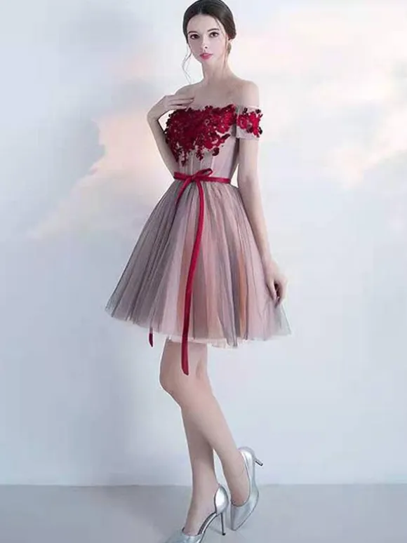 Burgundy Homecoming Dress 2026 Tulle Off The Shoulder Ball Gown Sleeveless Beaded Short Dresses For Prom