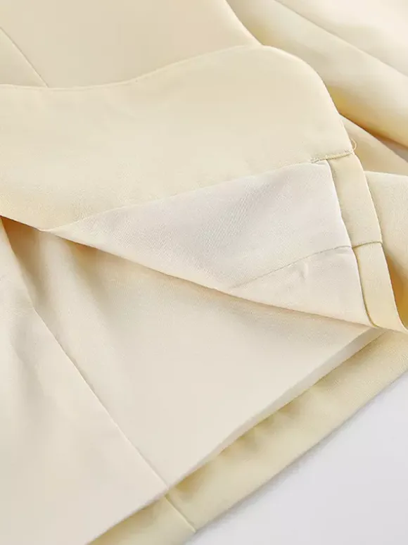 Butter Yellow Women's Cropped Blazer - Elegant Buckle Front Round Neck Jacket - Slim Fit Date Night Outfits 2026