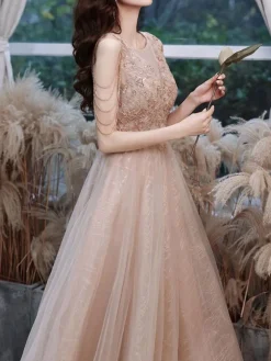 Champagne Prom Dress 2026 A-Line V-Neck Sleeveless Lace Up Chains Floor-Length Party Dresses Wedding Guest Dresses