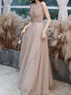 Champagne Prom Dress 2026 A-Line V-Neck Sleeveless Lace Up Chains Floor-Length Party Dresses Wedding Guest Dresses