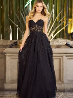 Charming With Homecoming Dress Floor-Length Ball Gown Sweetheart Neck Lace