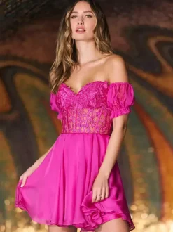 Charming With Homecoming Dress Short Short Sweetheart Neck Lace