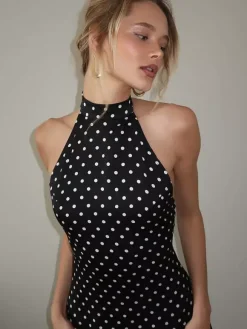 Chic Fitted Red Gown With Polka Dots Perfect For Summer Parties