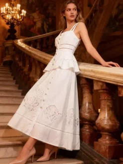 Chic Fitted White Maxi Gown With Lace Detail Perfect For Formal Events