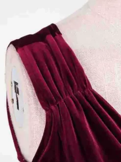 Chic Fitted Burgundy Gown With A Line Skirt Perfect For Evening Events