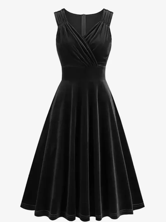 Chic Fitted Burgundy Gown With A Line Skirt Perfect For Evening Events