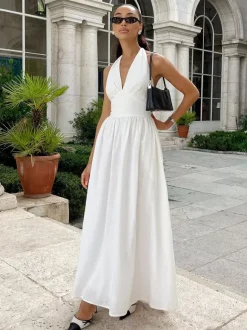 Chic Fitted White Gown With V Neckline Perfect For Summer Events
