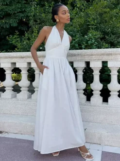 Chic Fitted White Gown With V Neckline Perfect For Summer Events