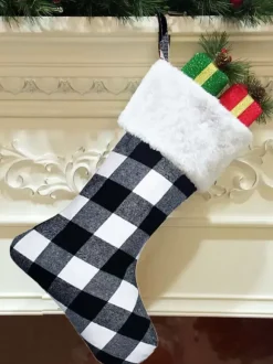 Christmas Gift Bags Christmas Door Hanging Decorations Plaid Cloth Christmas Socks Gift Bags