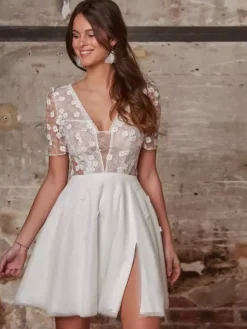 Civil Wedding Dress Lace Short Bridal Dress V-Neck Short Sleeves A-Line Short Bridal Dresses