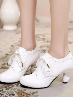Classic Lolita Footwear Roudn Toe Lace Up White Lolita Shoes