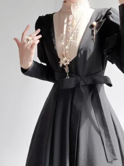 Classical Lolita Dress Lolita Puppet Polyester Ruffles Long Sleeves Classic Black Dress