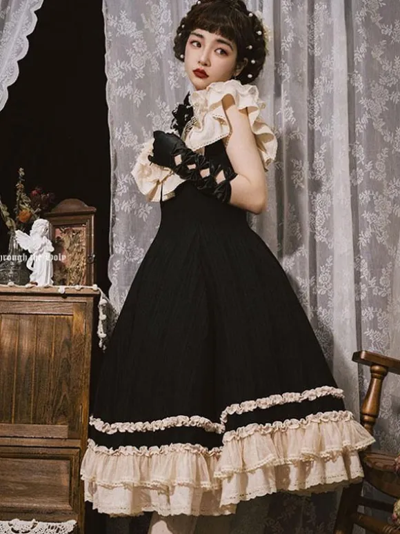 Classical Lolita Dress Polyester Sleeveless Lace Lolita Dresses Classic Black