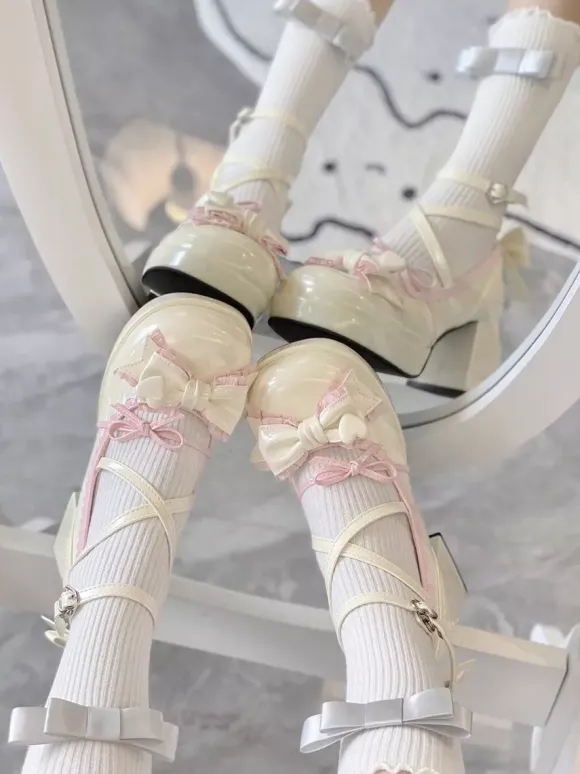 Classic Lolita Shoes Ecru White Bows PU Leather Flat Lolita Pumps