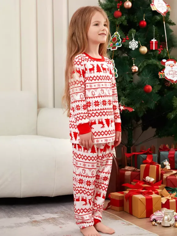 Classic Red White Reindeer Print Family Christmas Pajamas Holiday Set 2026