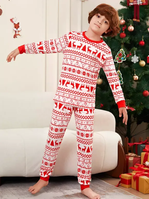 Classic Red White Reindeer Print Family Christmas Pajamas Holiday Set 2026