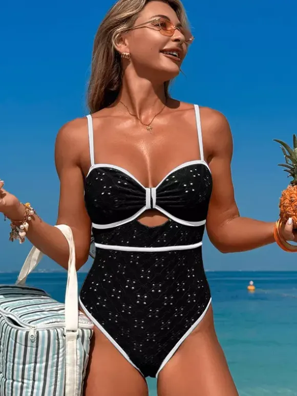 Cutout Strap One-Piece Swimsuit For Summer 2026