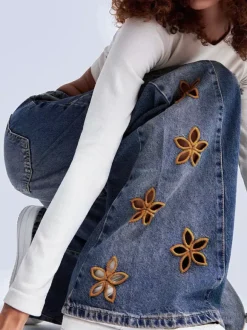 Cutout Flower Wide Leg Jeans For Women - Medium Wash Vintage Distressed Y2K Pants - Spring Festival Streetwear 2026