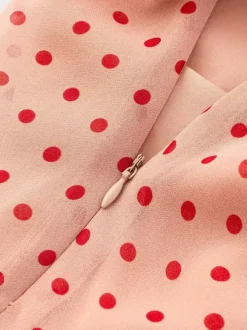 Daily Dresses For Women Red Shaping Flowers Sleeveless V-Neck Raised Waist Printed Dress