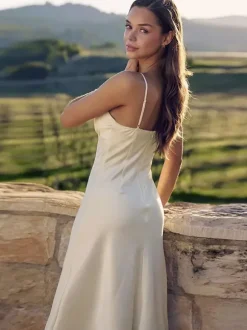 Daily Dresses Maxi Sleeveless Straps Neck Raised Waist Sexy Backless Pleated Apricot Dress
