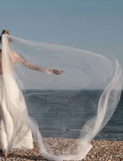 Delicate tulle wedding veil simple long bridal veil