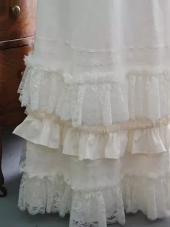 Ecru White Retro Tudor Dress Costumes Lace Polyester Dress Marie Antoinette Empire Waist Dress Costume Women Vintage Shift Party Prom Dress
