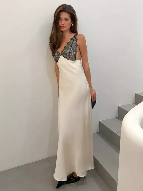 Elegant Lace V-Neck Slim Fit Slip Summer Long Dress For Women 2026