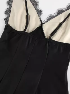 Elegant Lace V-Neck Slim Fit Slip Summer Long Dress For Women 2026