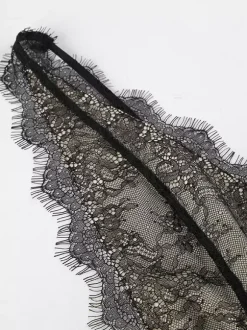 Elegant Lace V-Neck Slim Fit Slip Summer Long Dress For Women 2026