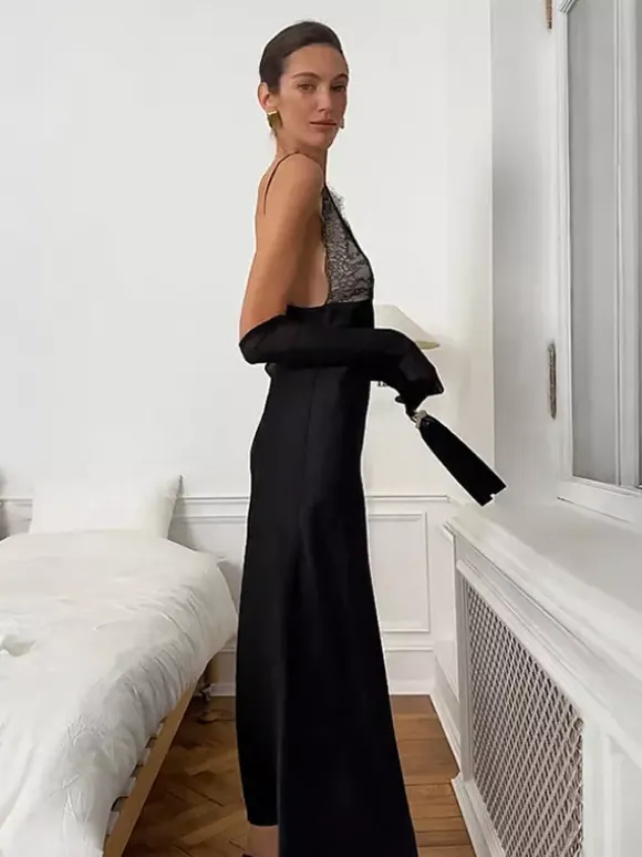 Elegant Lace V-Neck Slim Fit Slip Summer Long Dress For Women 2026