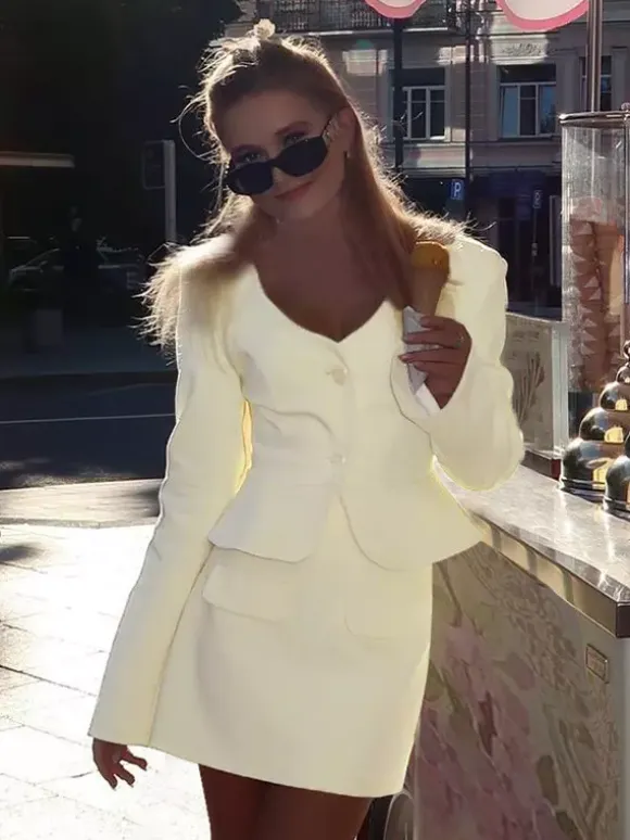 Elegant Women's Skirt Suit Set - Peplum Blazer & Mini Skirt 2 Piece - Old Money Style Spring Business Wear 2026