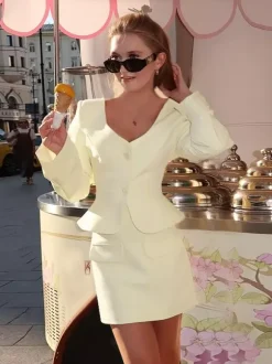 Elegant Women's Skirt Suit Set - Peplum Blazer & Mini Skirt 2 Piece - Old Money Style Spring Business Wear 2026