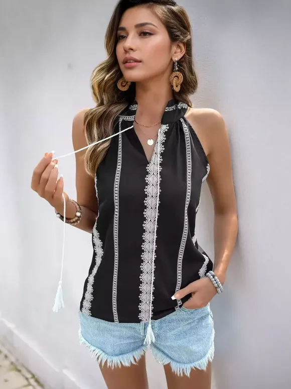 Embroidery V-neck Sleeveless Boho Top With Tassels 2026