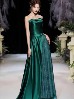 Evening Dress 2026 A-Line Strapless Satin Floor-Length Pleated Formal Dresses Forest Green Pageant Dress Wedding Guest Dresses Free Customization