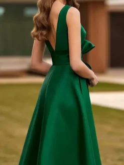 Evening Dress A-Line V-Neck Satin Fabric Floor-Length Bows Formal Dinner Dresses