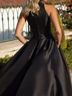 Evening Dress A-Line V-Neck Satin Fabric With Train Pockets Formal Party Dresses
