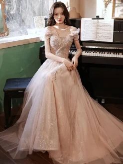 Evening Dress A-Line Illusion Neckline Floor-Length Short Sleeves Lace-up Applique Tulle Formal Party Dresses
