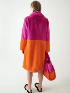 Faux Fur Coats For Women Two Tone Long Eco-friendly Fur Coat