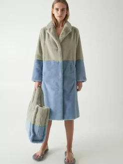 Faux Fur Coats For Women Two Tone Long Eco-friendly Fur Coat